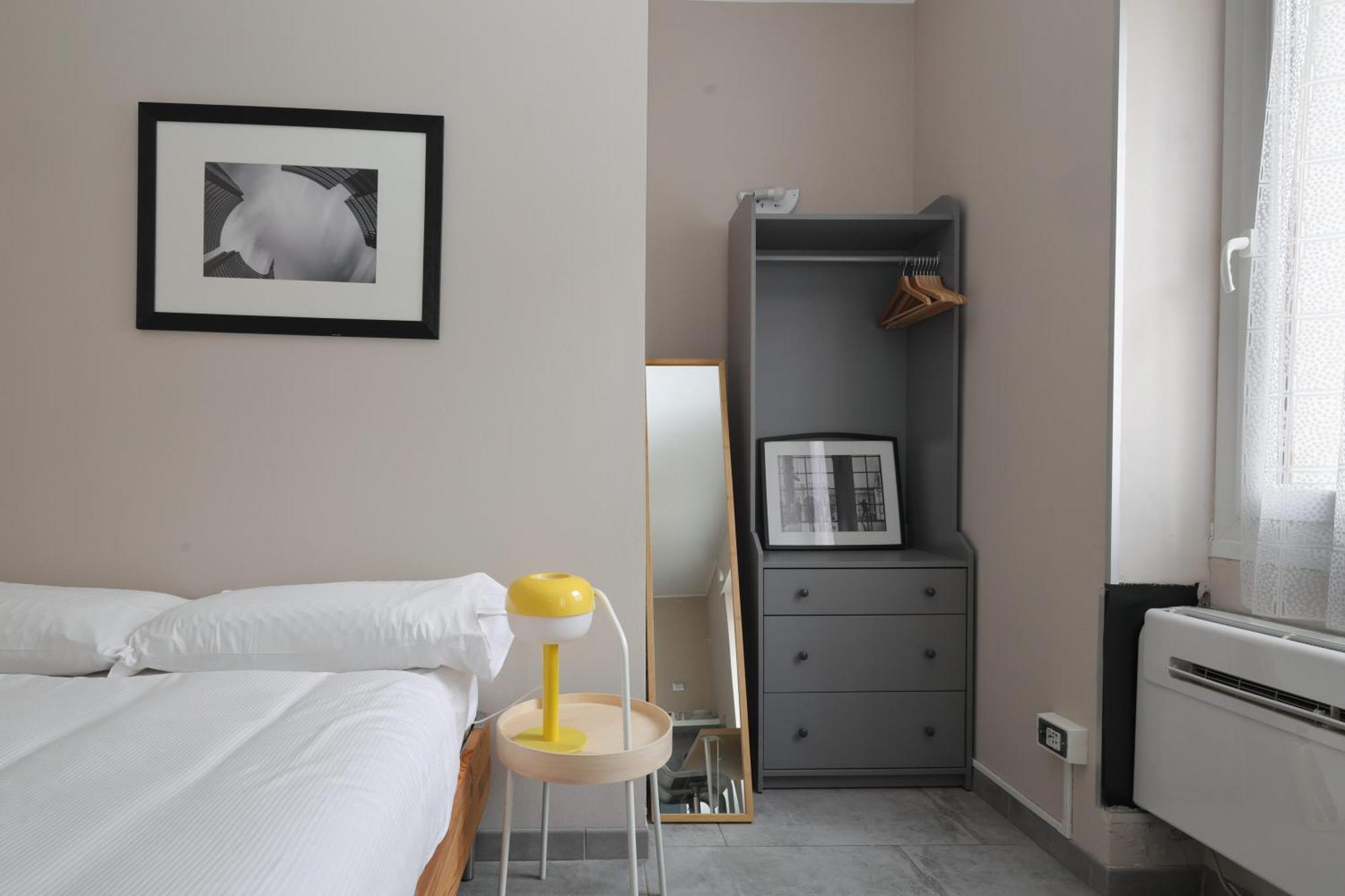Station 33 Via Sammartini Apartamento